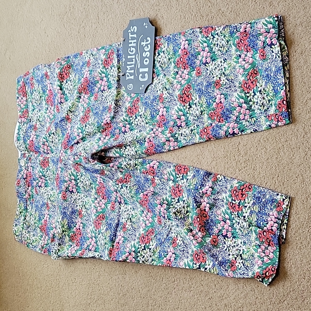 Talbots Perfect Skimmer Pants 14 Floral Capri Pink Red White Yellow Blue
